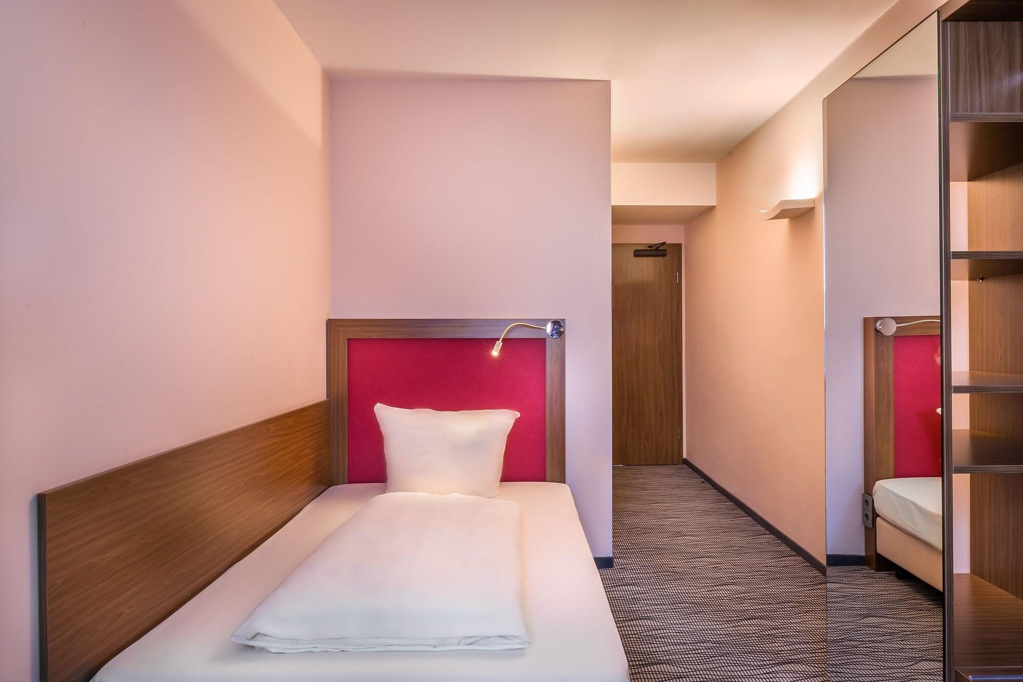 Scope Hotel Dresden Airport Екстериор снимка